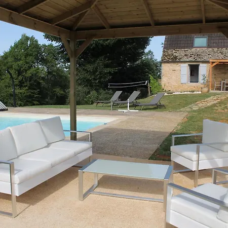 펜션 Les Mazaux Avec Piscine Chauffee Au Nord De Sarlat La Chapelle-Aubareil